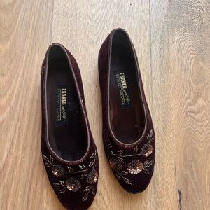 Women's Embroidered Brown Flats